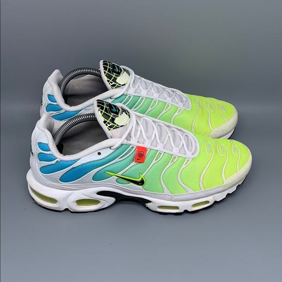 Nike Air Max Plus Worldwide Running Shoes CK7291-100 Men’s Sz 10‎ - Picture 1 of 10